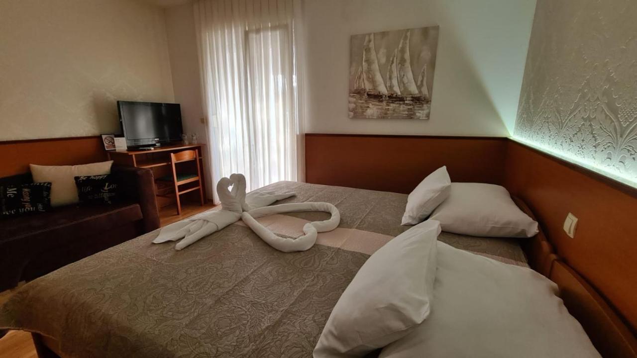 Sobe/Rooms Riva Zadar Luaran gambar
