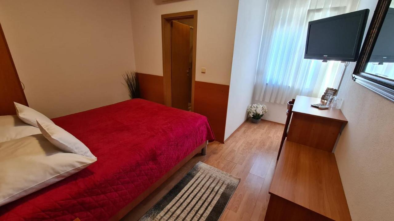 Sobe/Rooms Riva Zadar Luaran gambar
