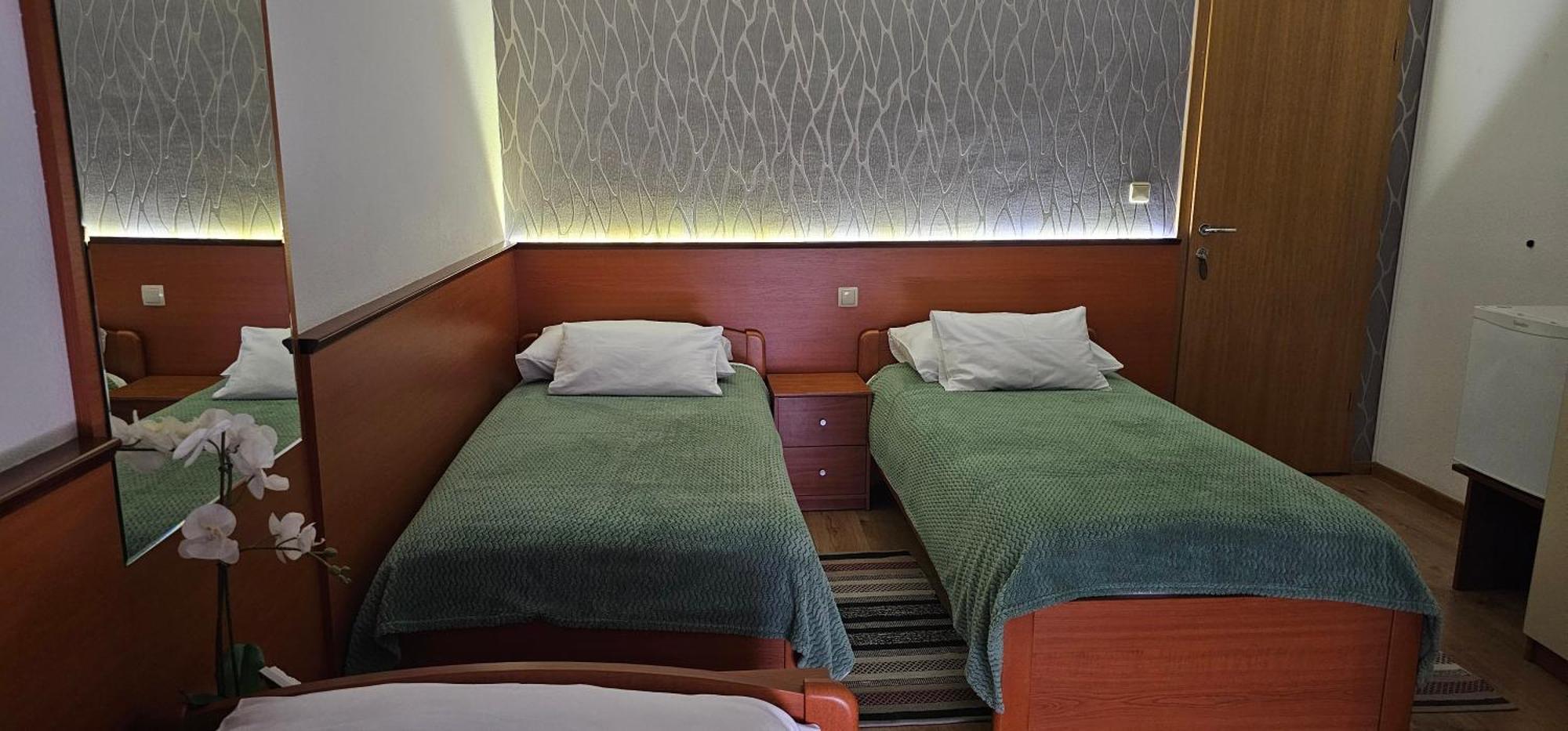 Sobe/Rooms Riva Zadar Luaran gambar