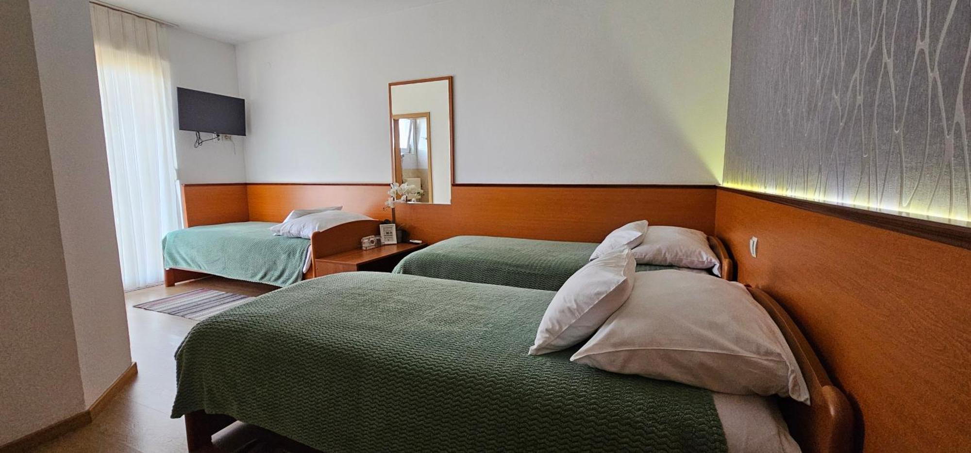 Sobe/Rooms Riva Zadar Luaran gambar
